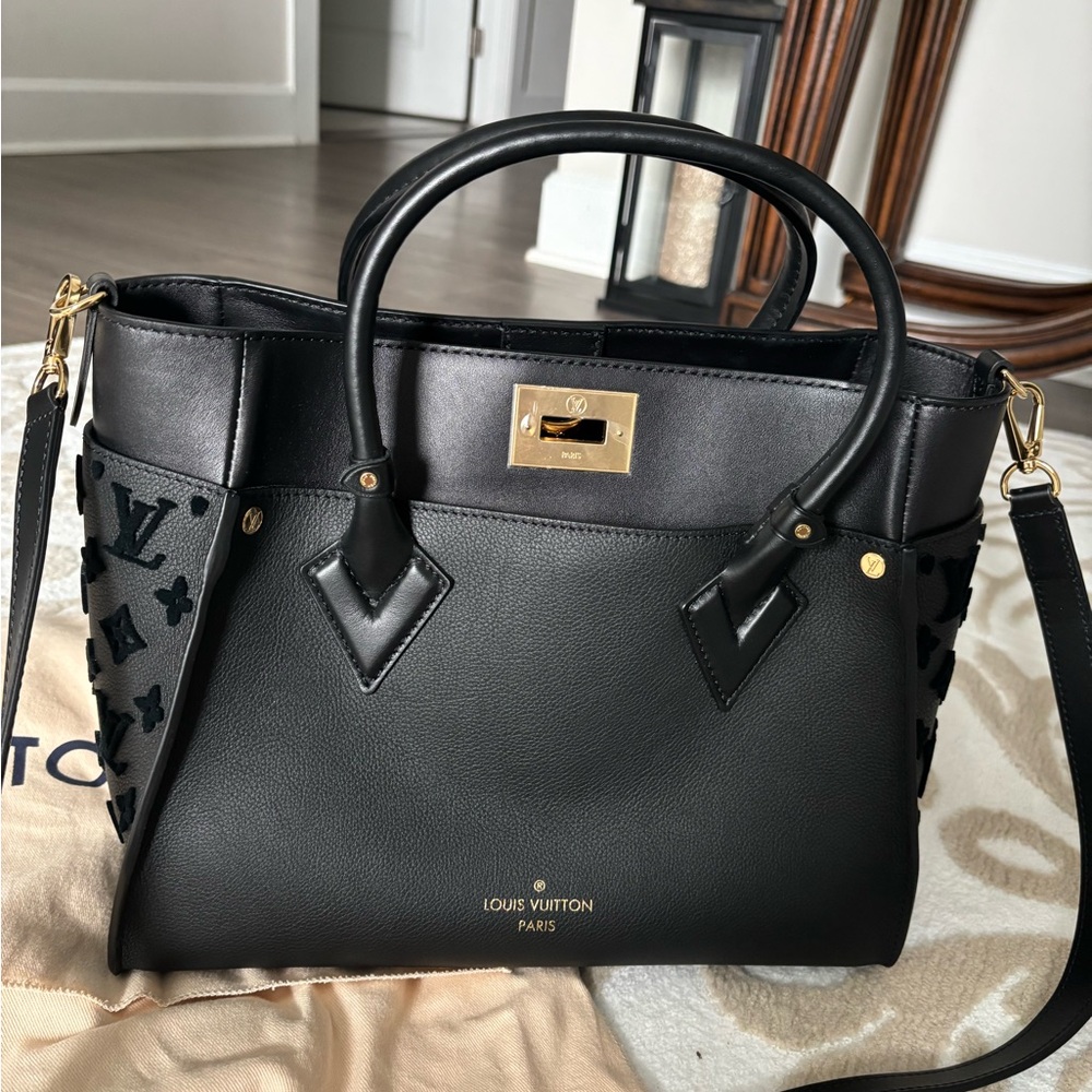 Louis Vuitton NEW On My Side MM